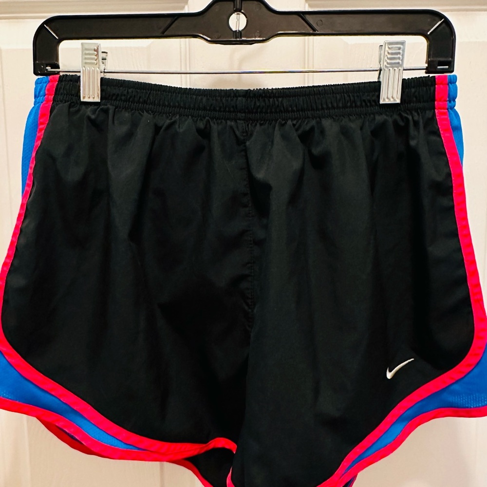Nike running short size large